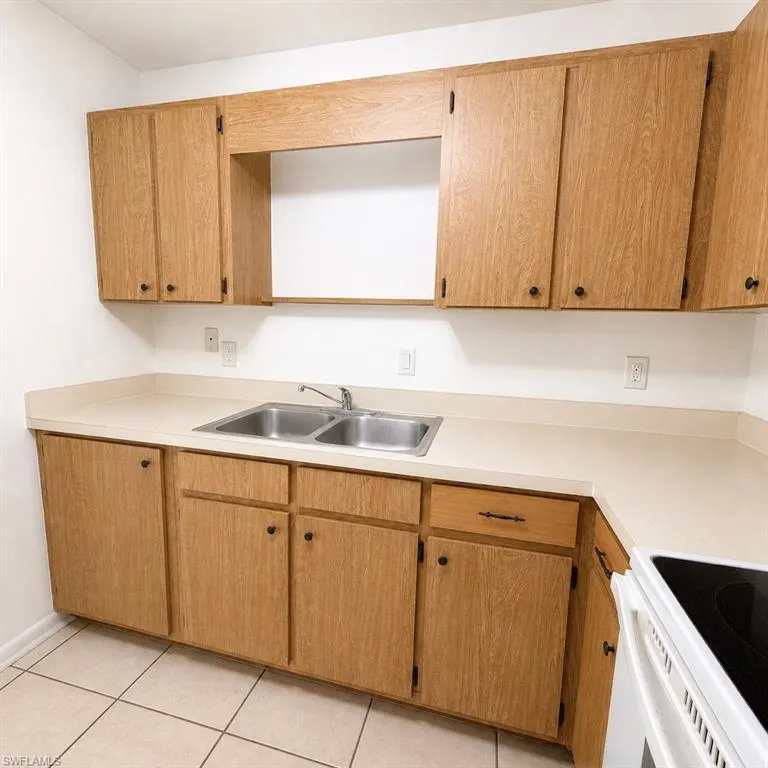 1232 SE 8th Street #2 Cape Coral, FL 33990