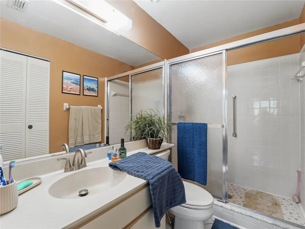 317 KNOTTWOOD COURT #317 Sun City Center, FL 33573