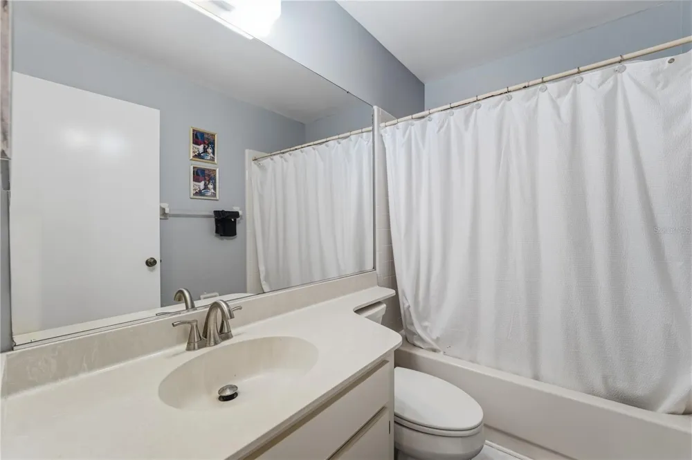 317 KNOTTWOOD COURT #317 Sun City Center, FL 33573
