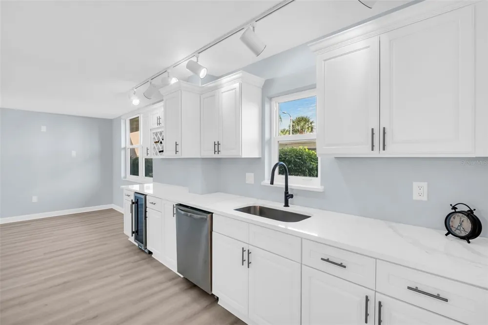 7930 SUN ISLAND DRIVE S #104 South Pasadena, FL 33707
