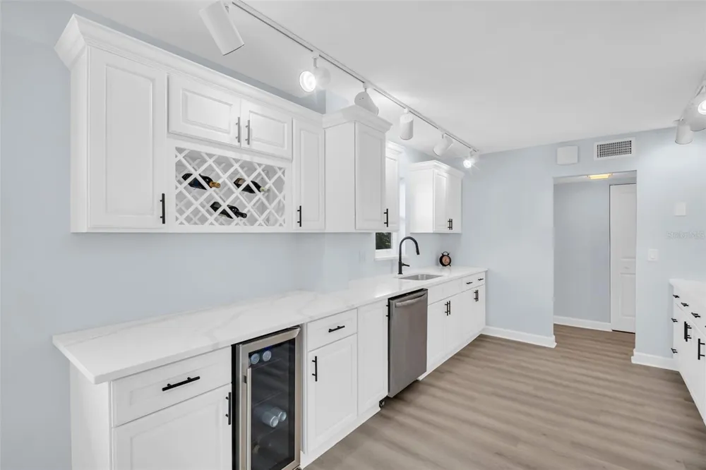 7930 SUN ISLAND DRIVE S #104 South Pasadena, FL 33707