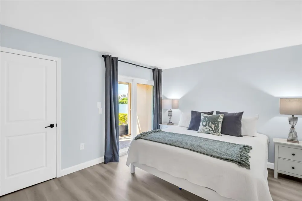 7930 SUN ISLAND DRIVE S #104 South Pasadena, FL 33707