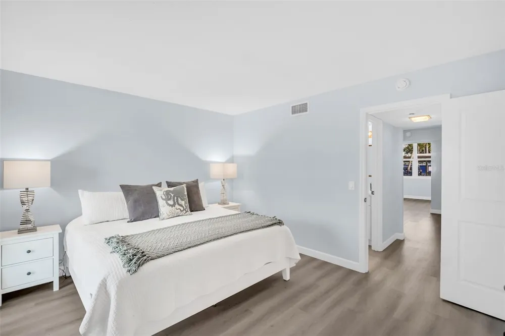 7930 SUN ISLAND DRIVE S #104 South Pasadena, FL 33707