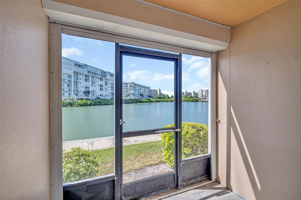 7930 SUN ISLAND DRIVE S #104 South Pasadena, FL 33707