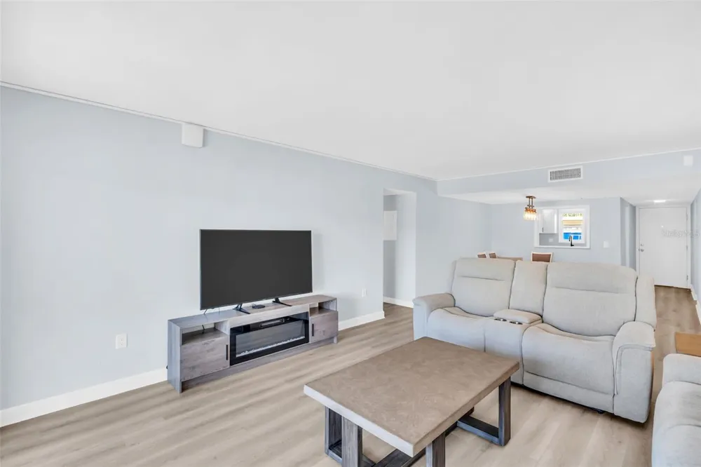 7930 SUN ISLAND DRIVE S #104 South Pasadena, FL 33707
