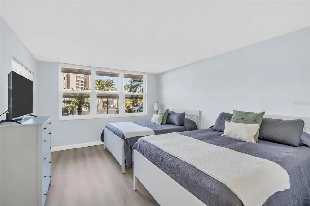 7930 SUN ISLAND DRIVE S #104 South Pasadena, FL 33707