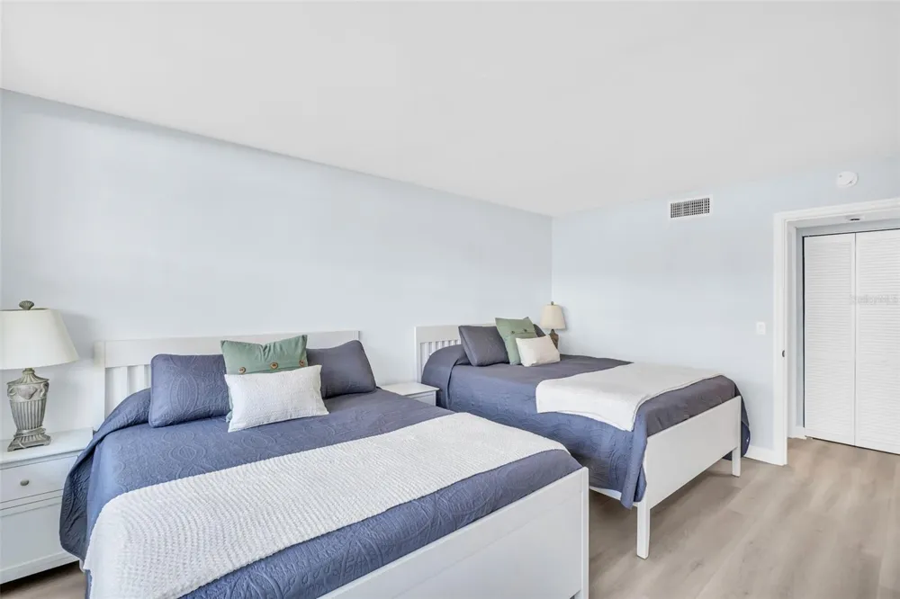7930 SUN ISLAND DRIVE S #104 South Pasadena, FL 33707