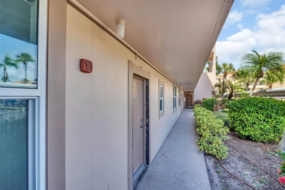 7930 SUN ISLAND DRIVE S #104 South Pasadena, FL 33707