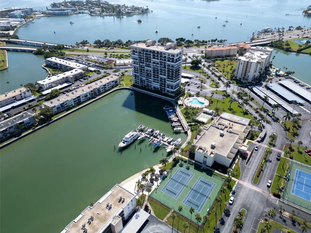 7930 SUN ISLAND DRIVE S #104 South Pasadena, FL 33707