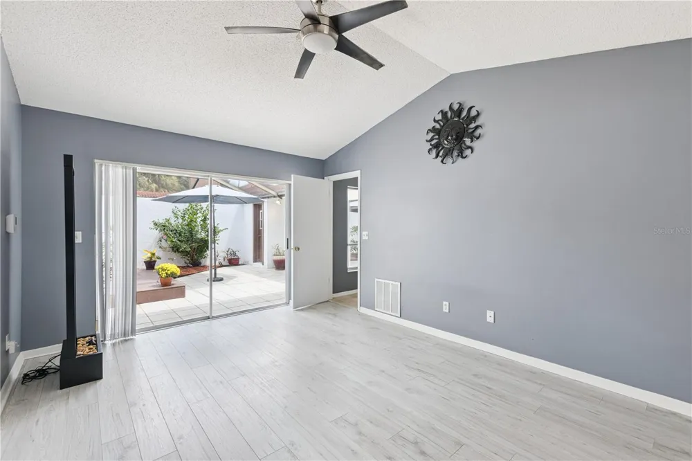 4948 FIJI CIRCLE #3D Orlando, FL 32808