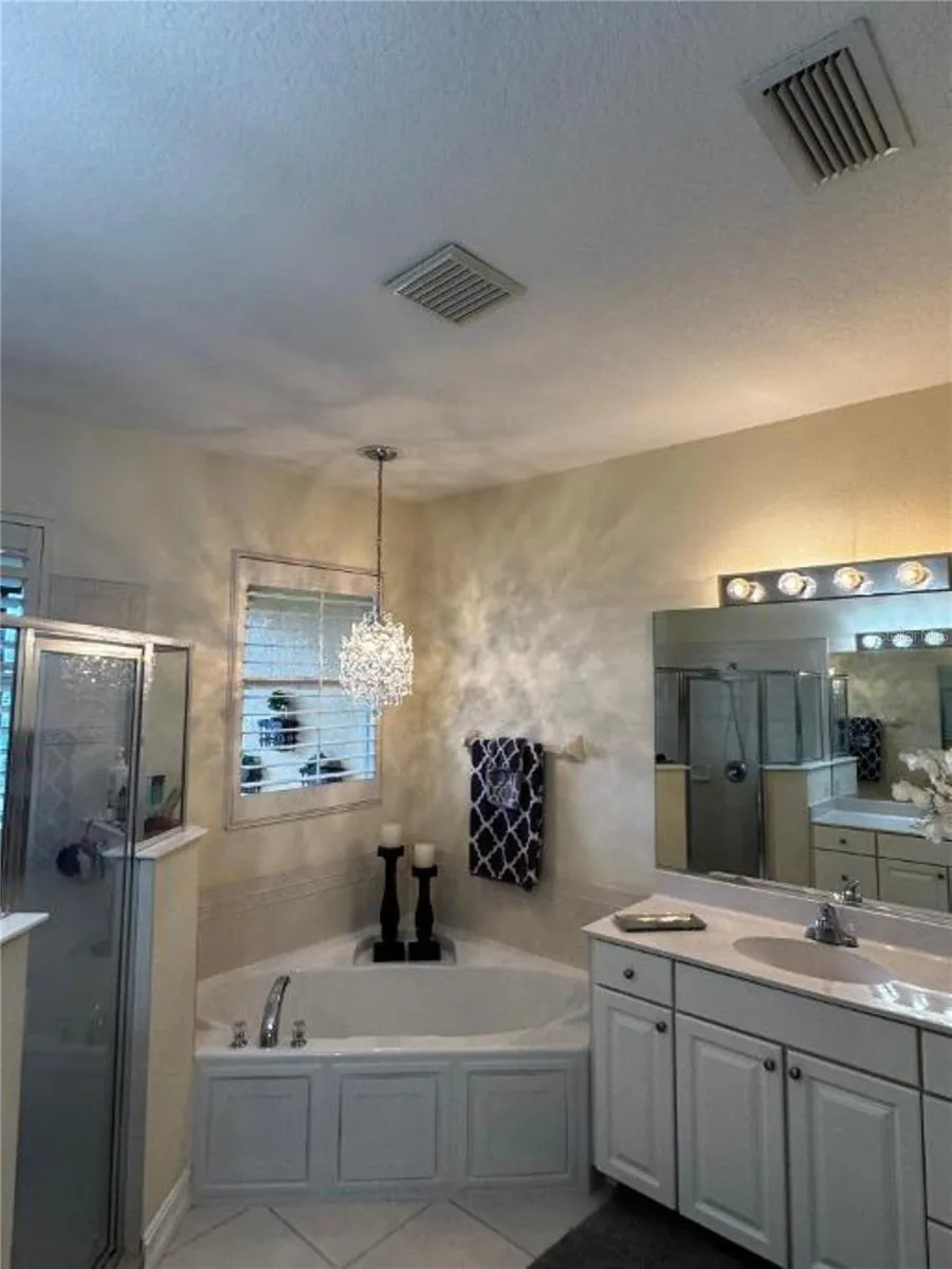 1205 3RD ST CIRCLE E Palmetto, FL 34221