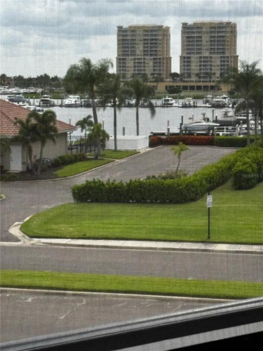 1205 3RD ST CIRCLE E Palmetto, FL 34221