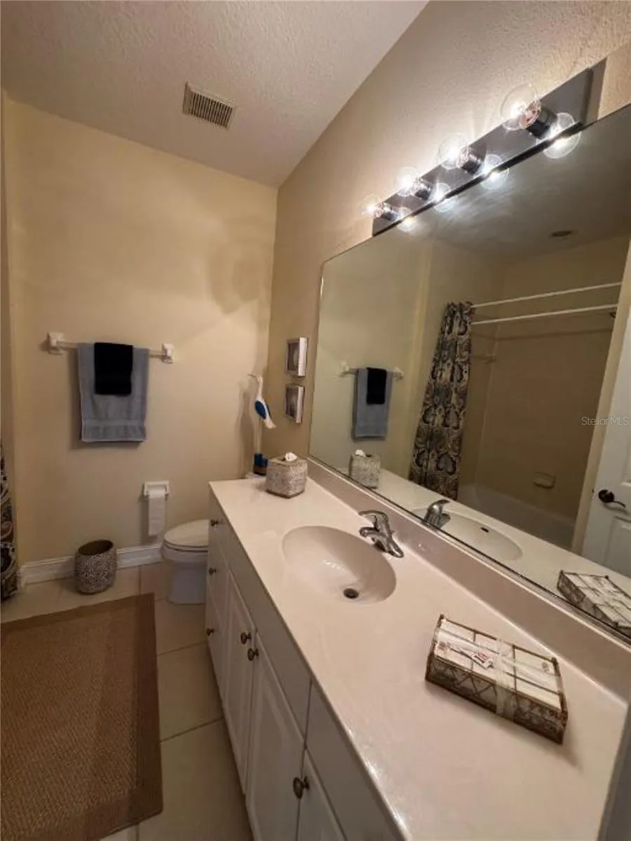 1205 3RD ST CIRCLE E Palmetto, FL 34221