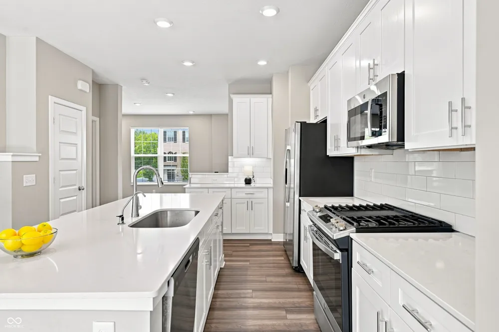 6863 Equality Boulevard Carmel, IN 46033