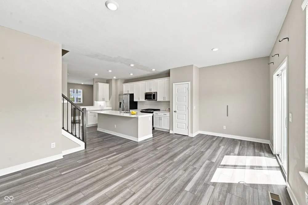 6863 Equality Boulevard Carmel, IN 46033