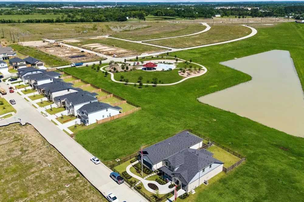 207 Olympic Harbor Drive Crosby, TX 77532