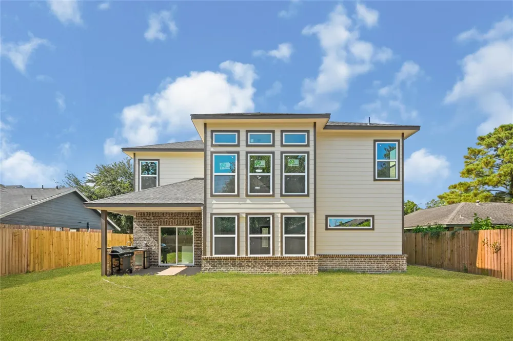 7607 Woodsman Trail Houston, TX 77040