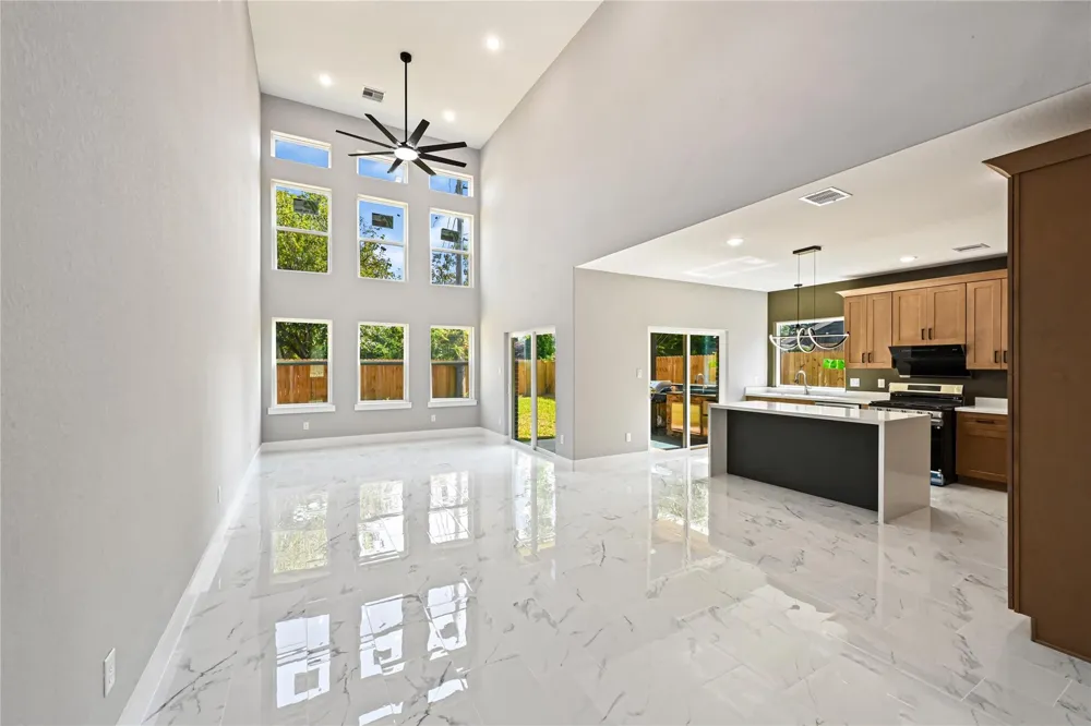 7607 Woodsman Trail Houston, TX 77040