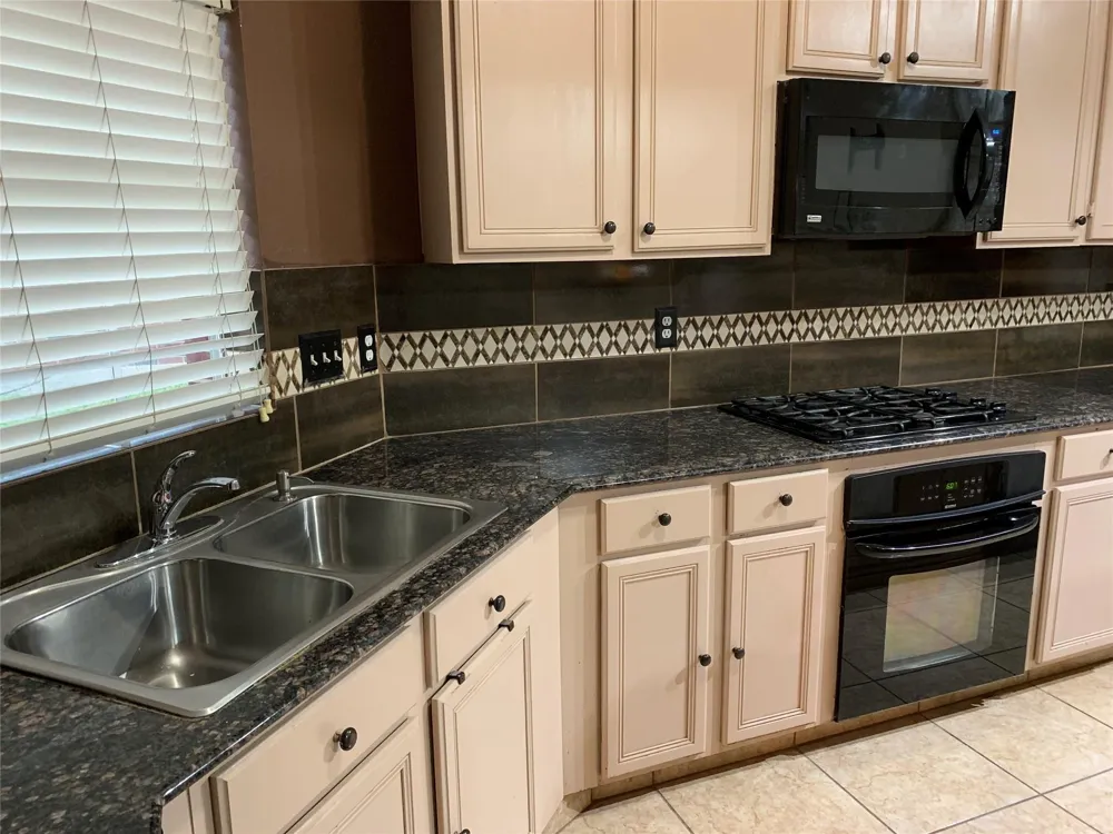 731 Annies Way Sugar Land, TX 77479