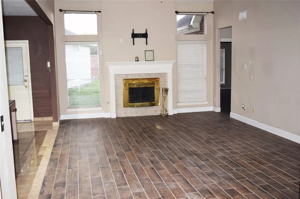 731 Annies Way Sugar Land, TX 77479