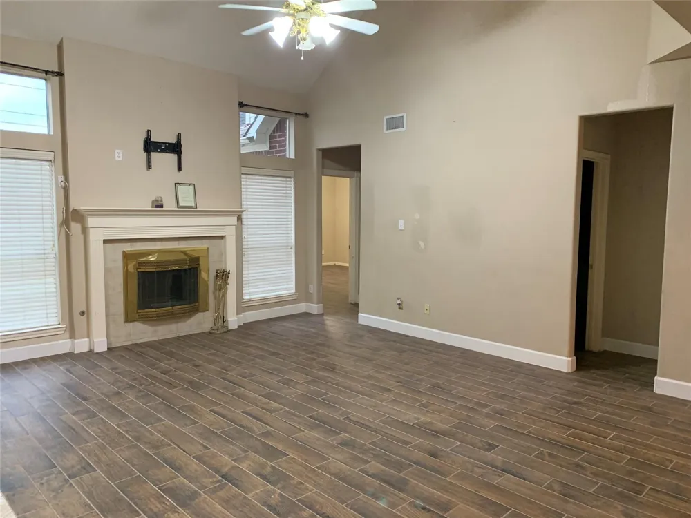 731 Annies Way Sugar Land, TX 77479