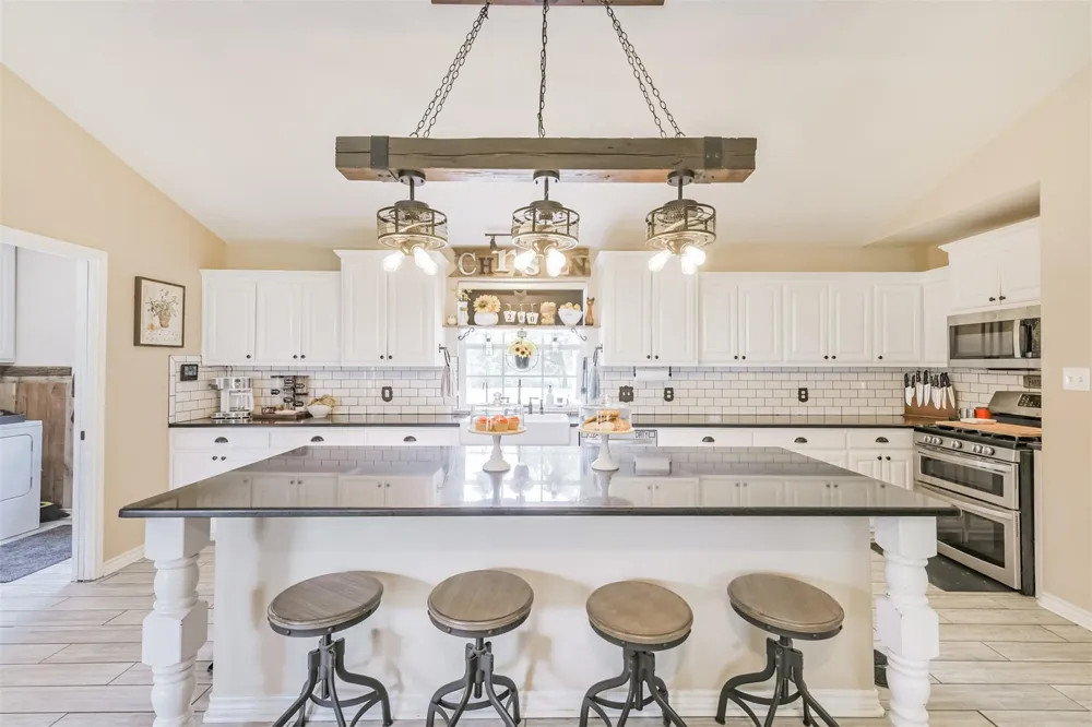 200 Chris Lane Shepherd, TX 77371