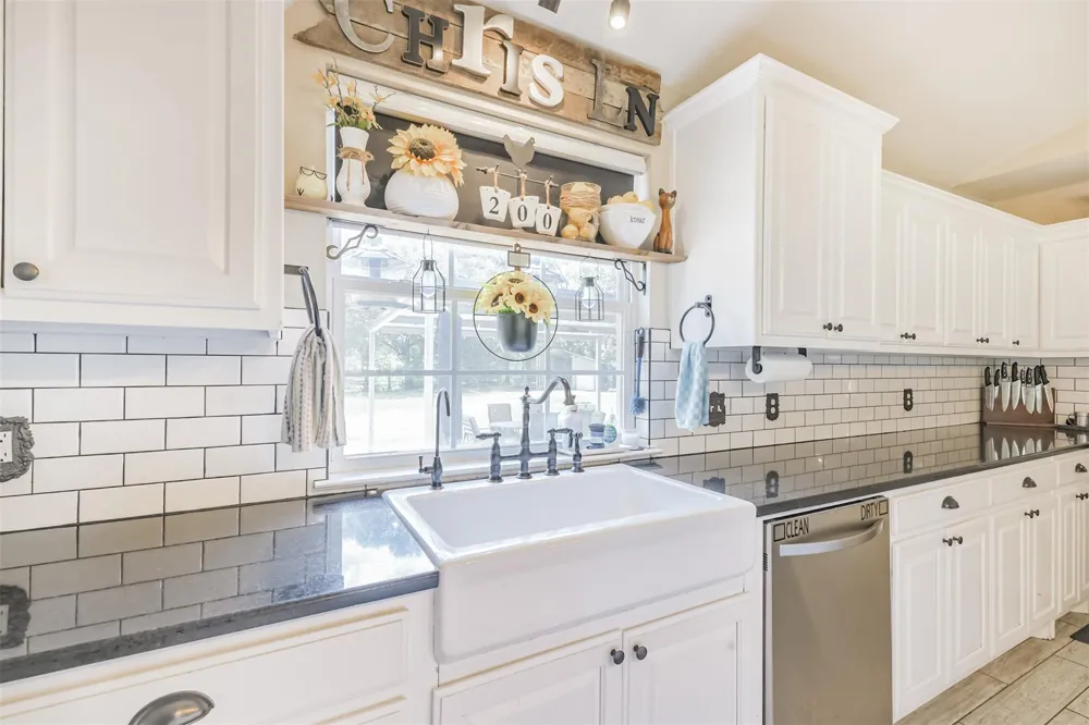 200 Chris Lane Shepherd, TX 77371