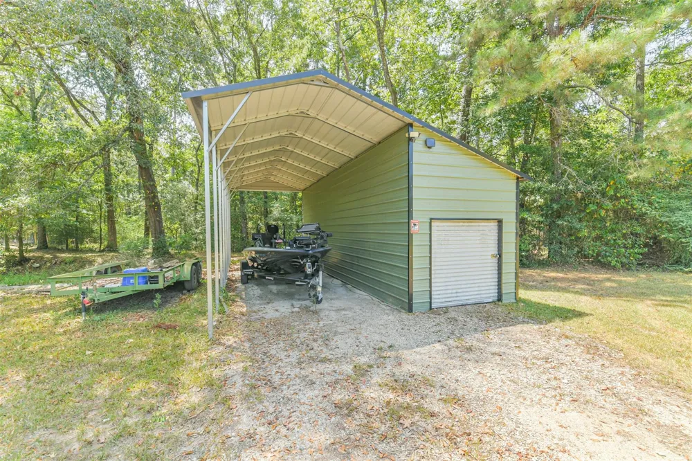 200 Chris Lane Shepherd, TX 77371