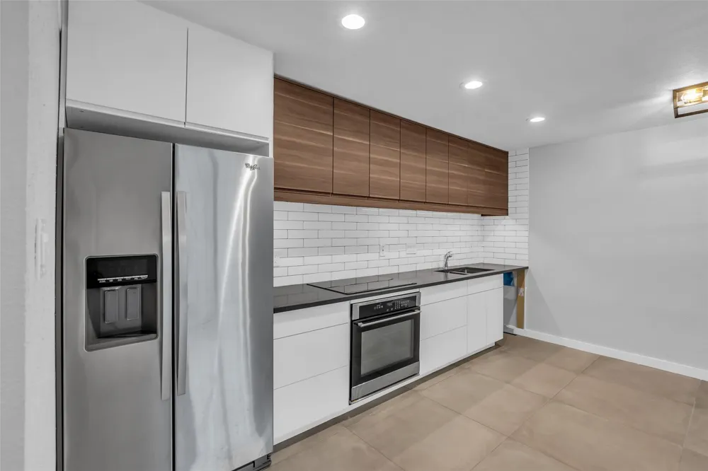 606 Marshall Street #B6 Houston, TX 77006