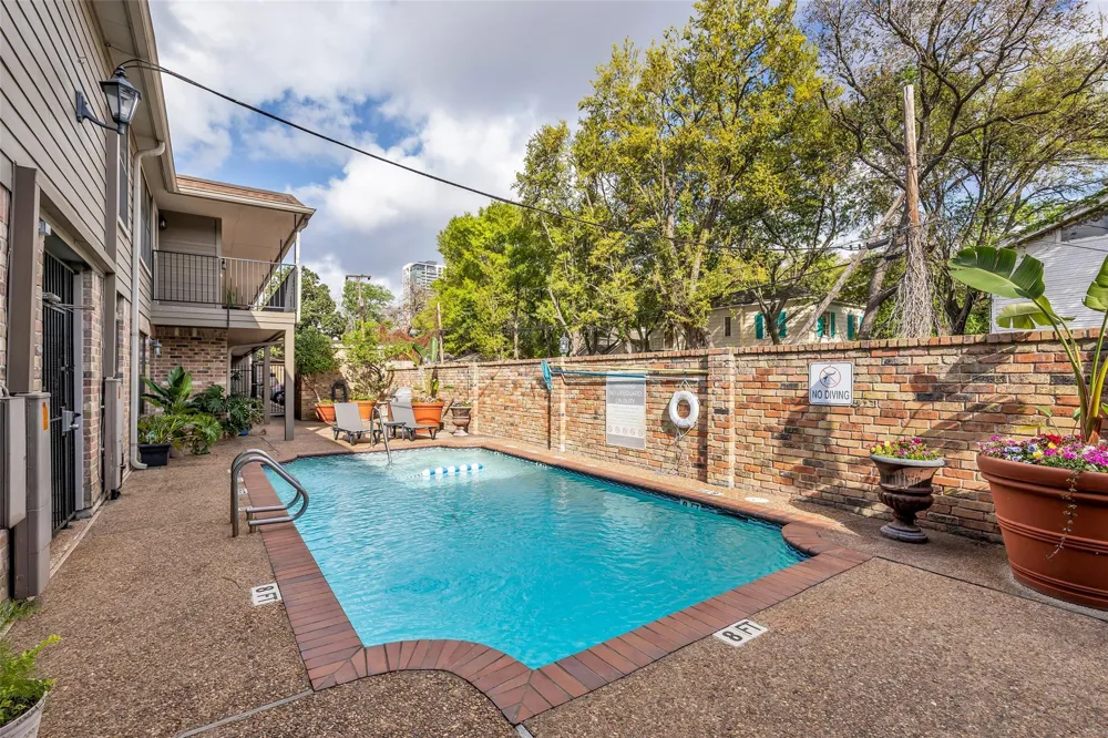 606 Marshall Street #B6 Houston, TX 77006