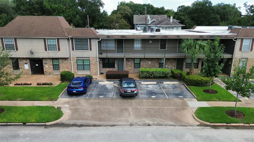 606 Marshall Street #B6 Houston, TX 77006