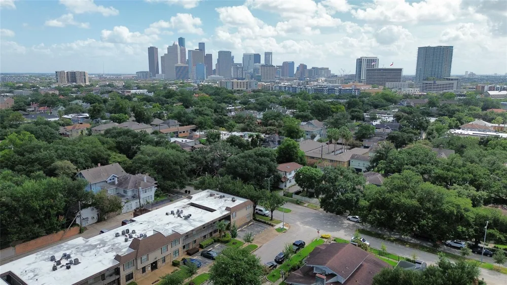 606 Marshall Street #B6 Houston, TX 77006