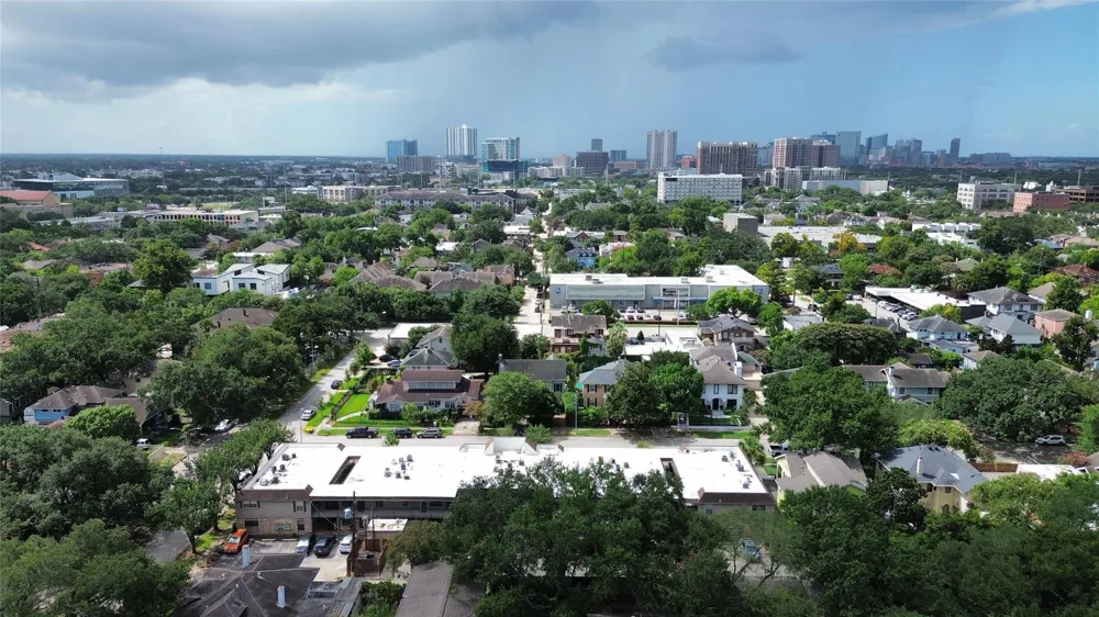 606 Marshall Street #B6 Houston, TX 77006