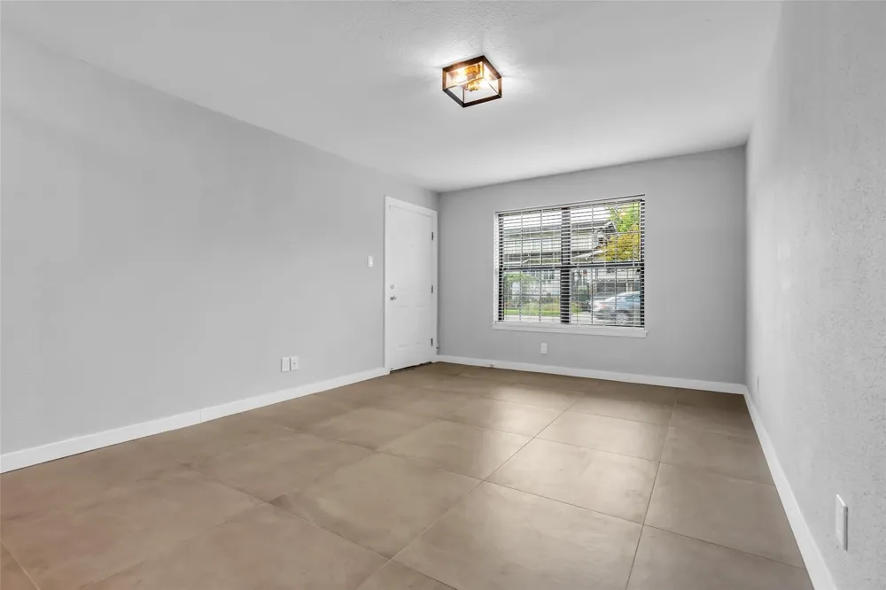 606 Marshall Street #B6 Houston, TX 77006