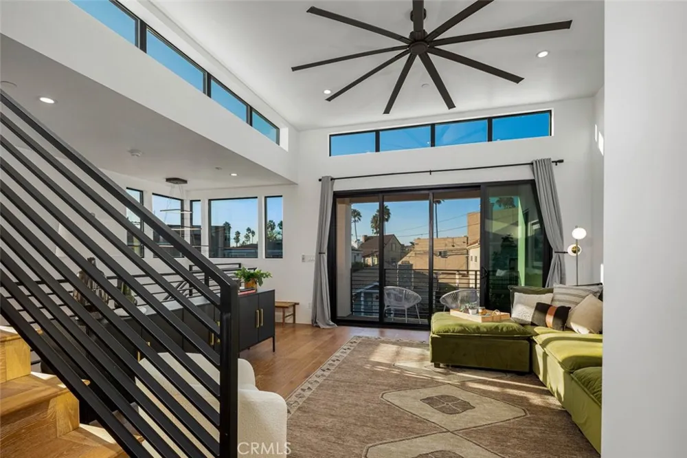 5776 Campo Walk Long Beach, CA 90803
