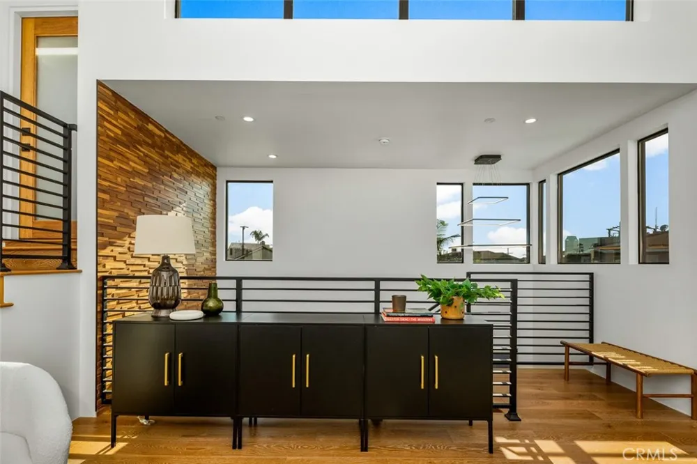 5776 Campo Walk Long Beach, CA 90803