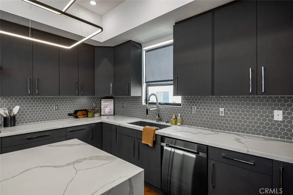 5776 Campo Walk Long Beach, CA 90803