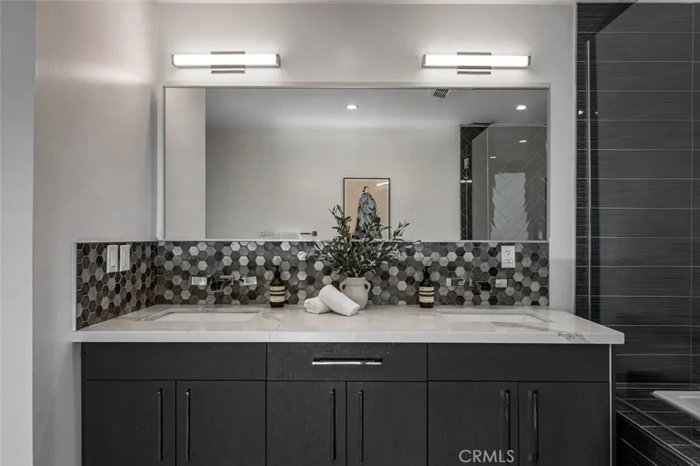 5776 Campo Walk Long Beach, CA 90803