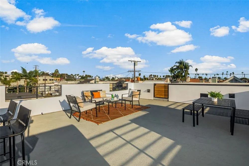 5776 Campo Walk Long Beach, CA 90803