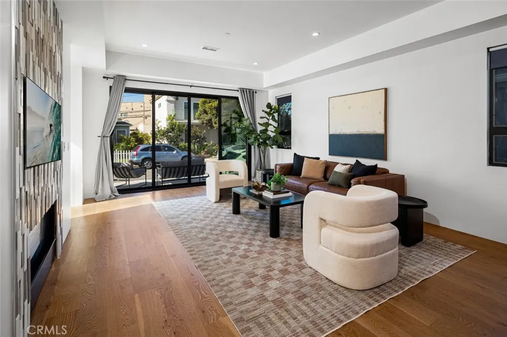 5776 Campo Walk Long Beach, CA 90803