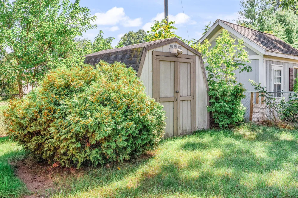 623 Lilac Avenue Big Rapids, MI 49307