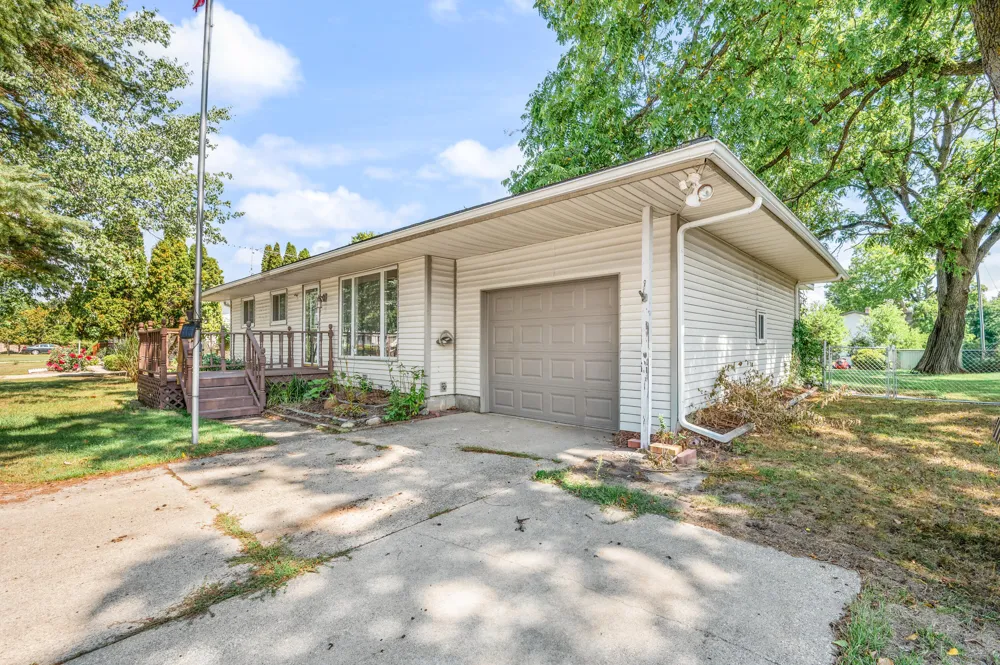 623 Lilac Avenue Big Rapids, MI 49307