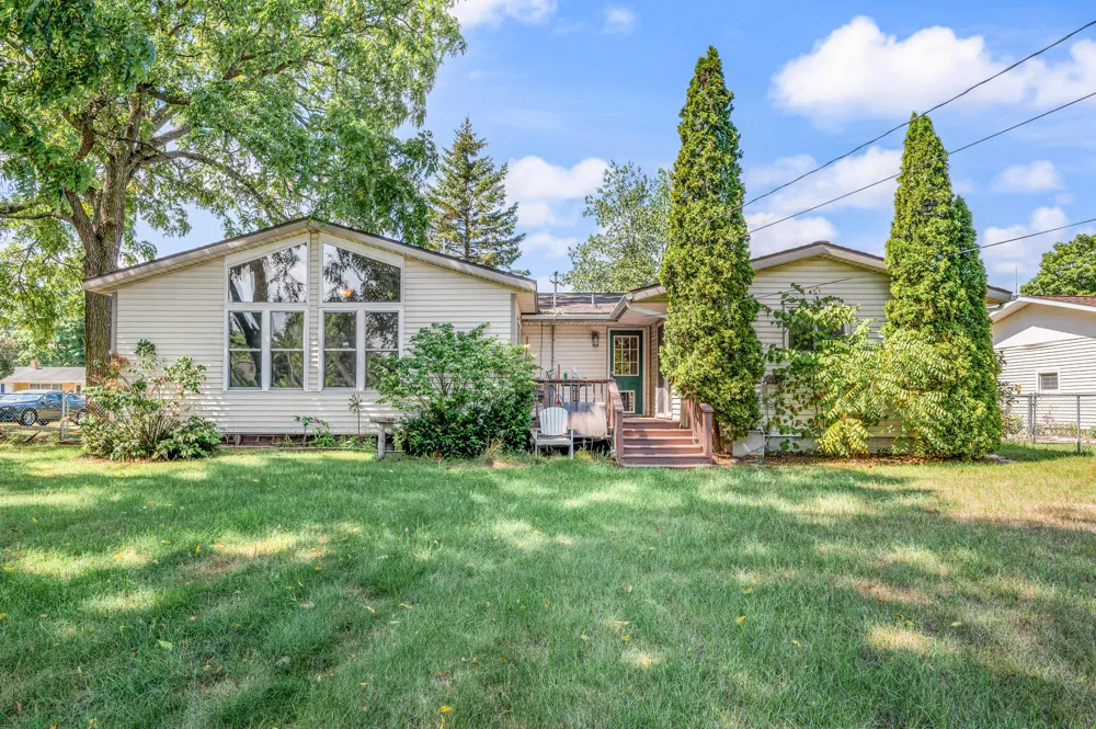 623 Lilac Avenue Big Rapids, MI 49307
