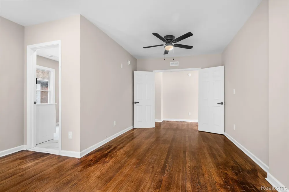 637 Manistique Street Detroit City, MI 48215