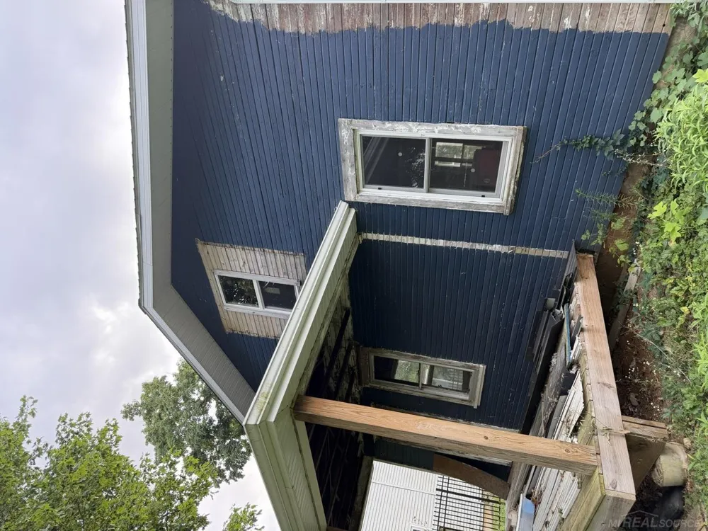 411 S Mulberry Street Marshall City, MI 49068