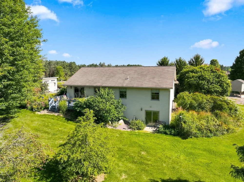 7220 S Jamie Drive Riverside Township, MI 49657