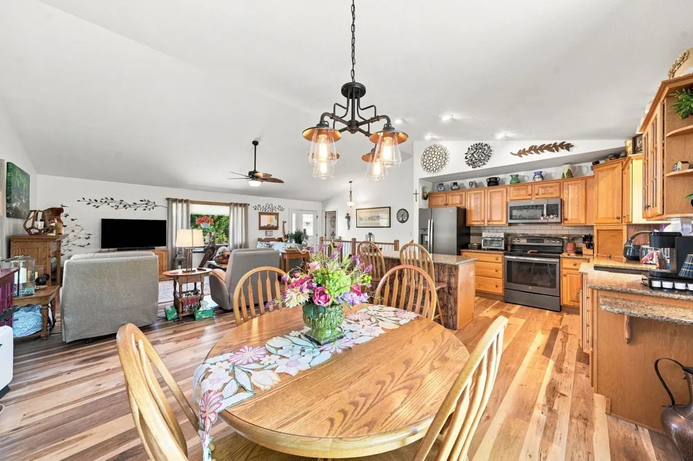 7220 S Jamie Drive Riverside Township, MI 49657