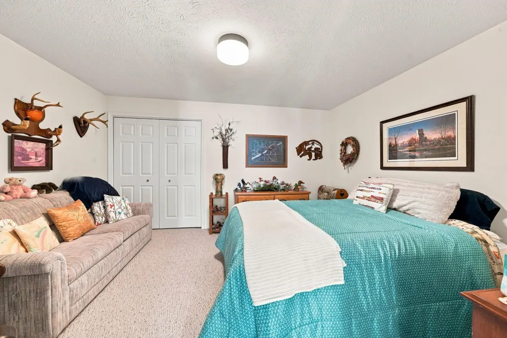 7220 S Jamie Drive Riverside Township, MI 49657