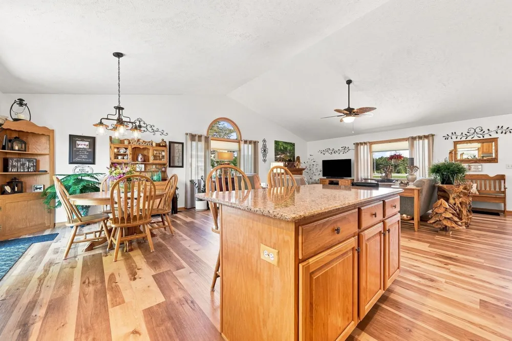 7220 S Jamie Drive Riverside Township, MI 49657