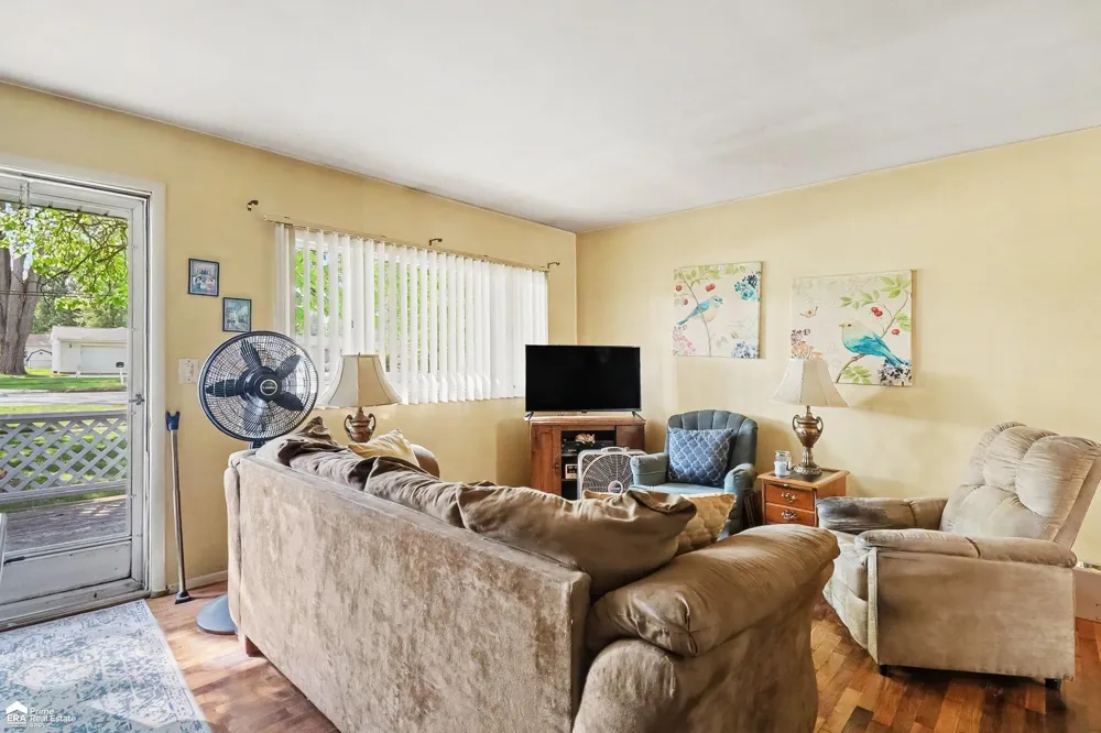 314 Saginaw Street Montrose City, MI 48457